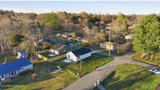 FULKERSON St, Tazewell, TN 37879