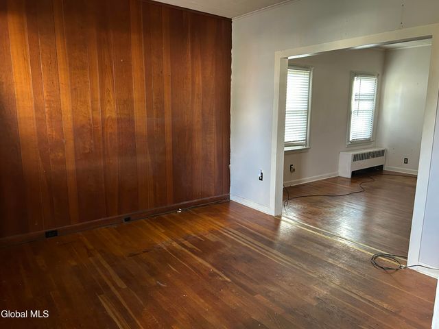 30 111th Street, Troy, NY 12182