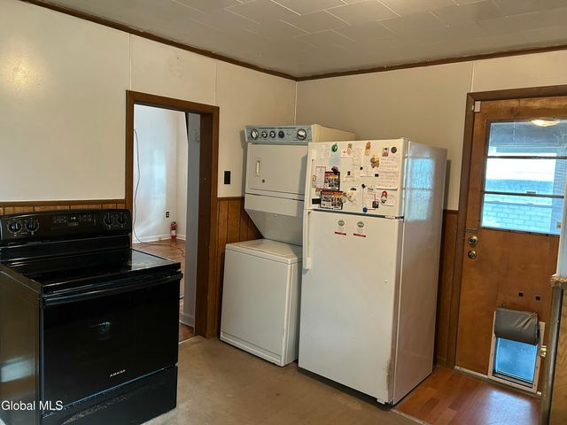 30 111th Street, Troy, NY 12182