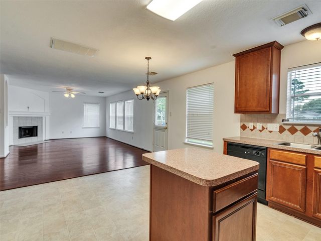 3307 Manor Tree Lane, Houston, TX 77068