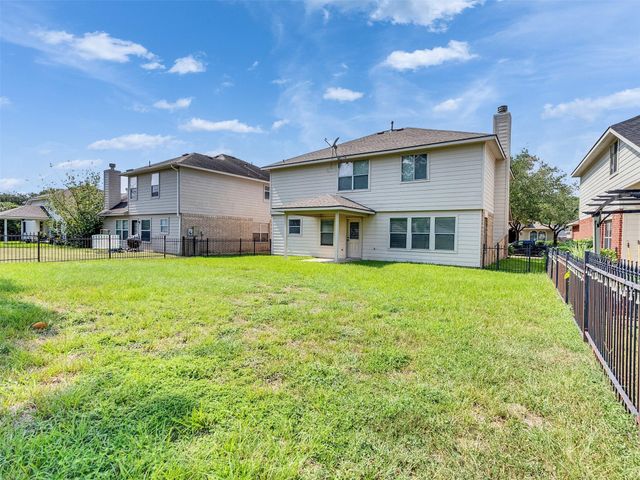 3307 Manor Tree Lane, Houston, TX 77068