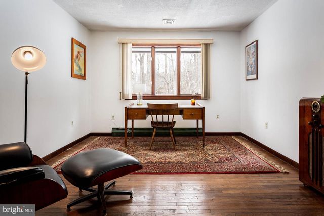 303 CRUM CREEK LN, Newtown Square, PA 19073