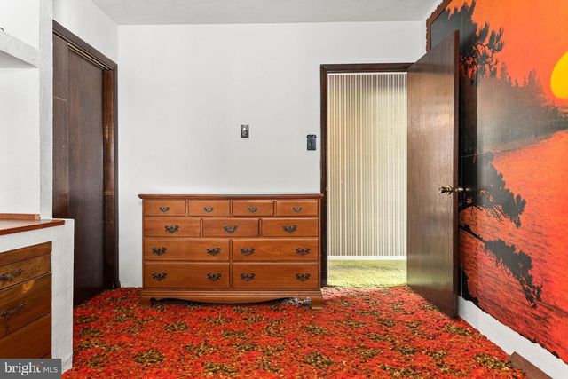 303 CRUM CREEK LN, Newtown Square, PA 19073