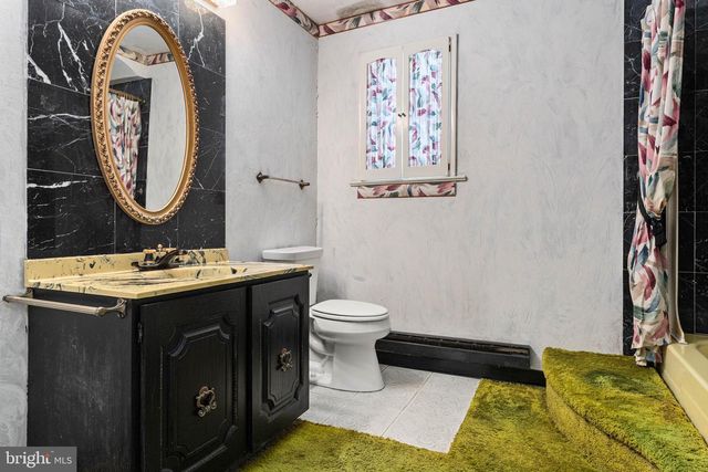 303 CRUM CREEK LN, Newtown Square, PA 19073