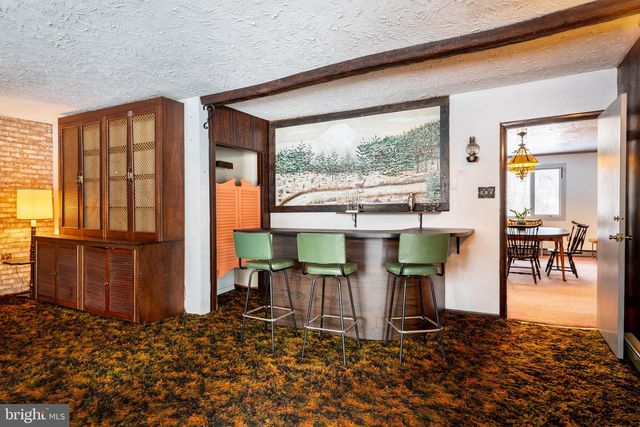 303 CRUM CREEK LN, Newtown Square, PA 19073