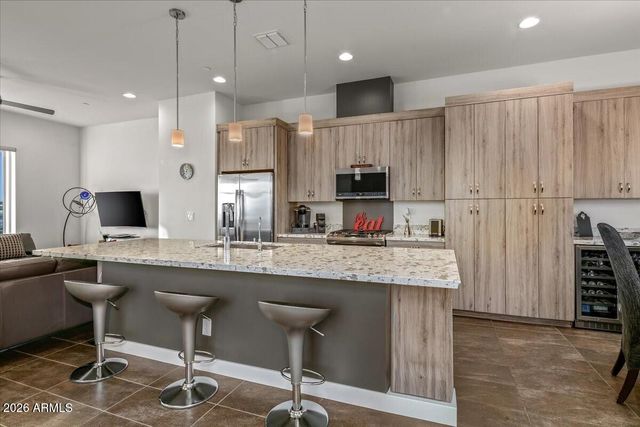 1717 E MORTEN Avenue 64, Phoenix, AZ 85020