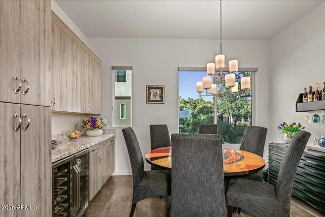 1717 E MORTEN Avenue 64, Phoenix, AZ 85020