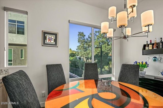 1717 E MORTEN Avenue 64, Phoenix, AZ 85020
