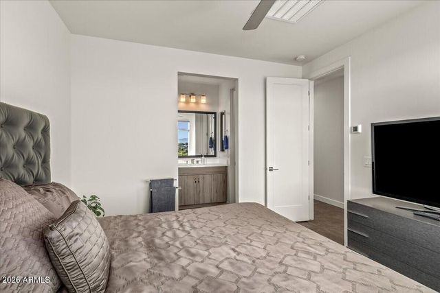 1717 E MORTEN Avenue 64, Phoenix, AZ 85020