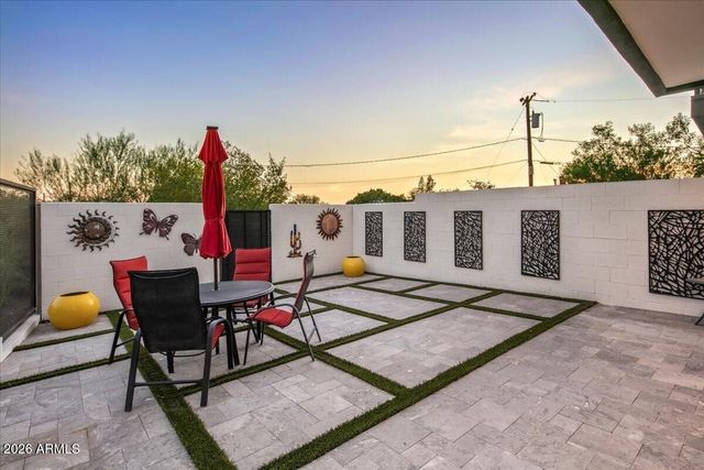 1717 E MORTEN Avenue 64, Phoenix, AZ 85020