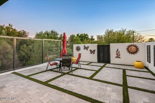 1717 E MORTEN Avenue 64, Phoenix, AZ 85020
