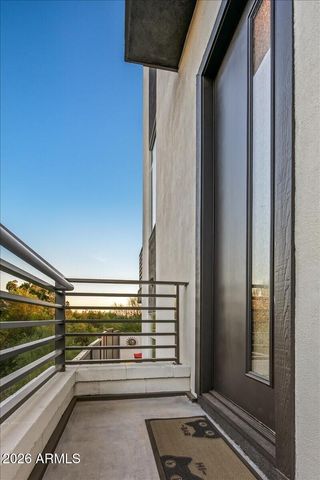 1717 E MORTEN Avenue 64, Phoenix, AZ 85020