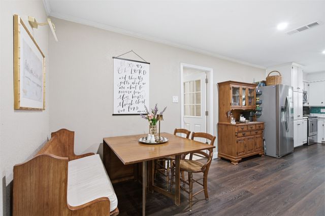 7121 Crabtree Lane, North Richland Hills, TX 76182
