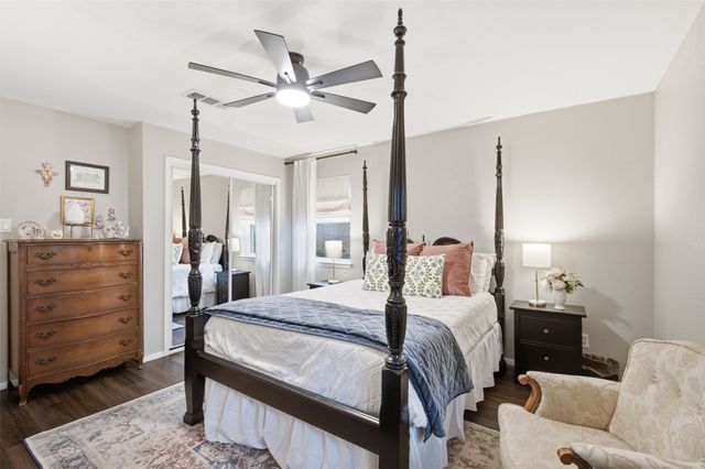 7121 Crabtree Lane, North Richland Hills, TX 76182