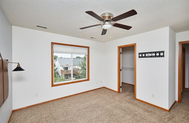 2985 Jaden Lane, Norwalk, IA 50211