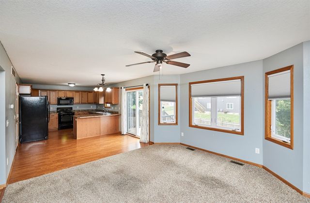 2985 Jaden Lane, Norwalk, IA 50211