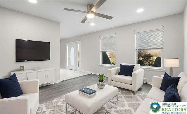 798 Sullivan Trail, Tobyhanna Twp, PA 18355