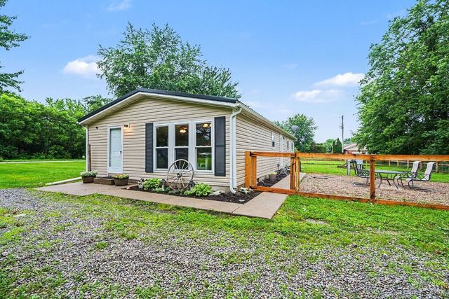 17451 Bloomrose Road, Sterling Twp, OH 45176