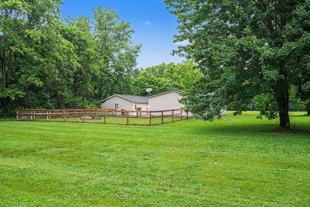 17451 Bloomrose Road, Sterling Twp, OH 45176