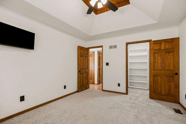 211 SW Cross Creek Drive, Grain Valley, MO 64029