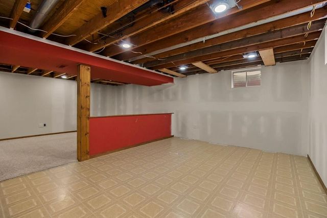 211 SW Cross Creek Drive, Grain Valley, MO 64029