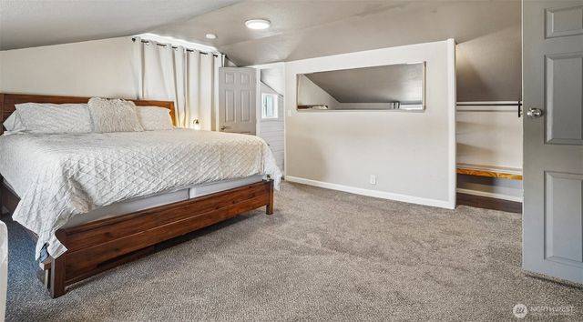 221 3rd Avenue NW, Pacific, WA 98047