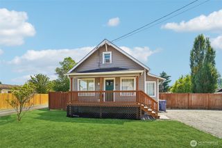 221 3rd Avenue NW, Pacific, WA 98047