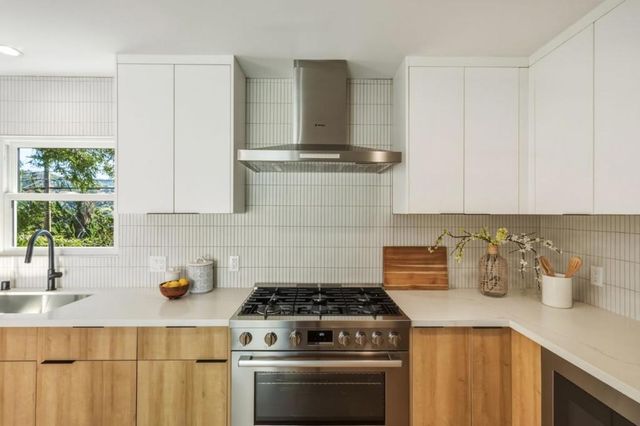 2218 Ewell Road, Belmont, CA 94002