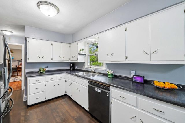 105 W Slifer Street, Portage, WI 53901