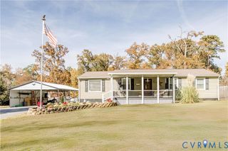 4308 Hyde Park Dr, Chester, VA 23831