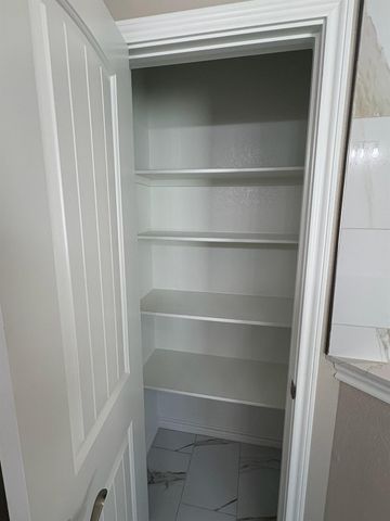 2581 Dove Crossing, Navasota, TX 77868