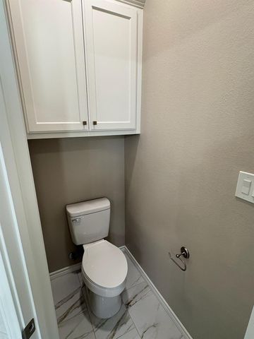 2581 Dove Crossing, Navasota, TX 77868