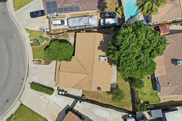 2012 Glendon Court, Bakersfield, CA 93309