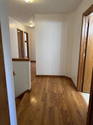 2242 Christine Court, Grand Rapids, MI 49546