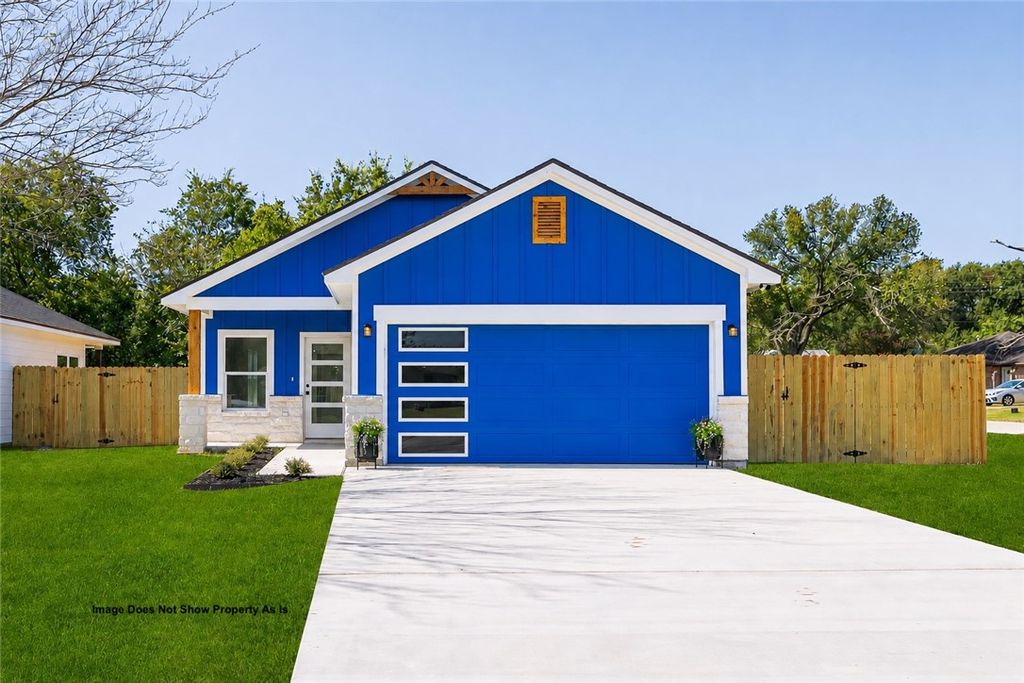 601 East 21st Street, Bryan, TX 77803 — exterior