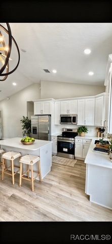 810 Windy Avenue, Inverness, FL 34452