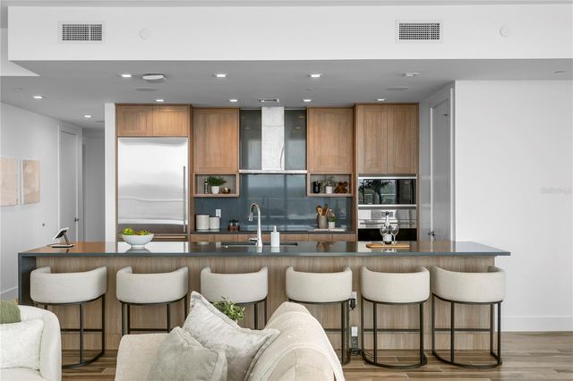 5120 MARINA WAY 11005, Tampa, FL 33611