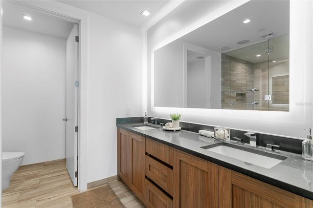 5120 MARINA WAY 11005, Tampa, FL 33611