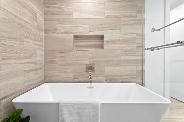 5120 MARINA WAY 11005, Tampa, FL 33611