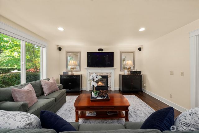29220 236th Avenue SE, Black Diamond, WA 98010