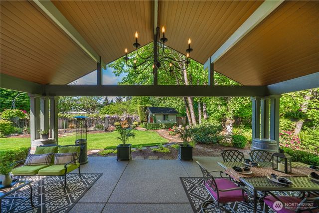 29220 236th Avenue SE, Black Diamond, WA 98010