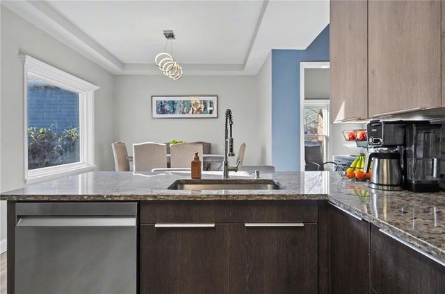 404 Jane Court, Lawrence, KS 66049