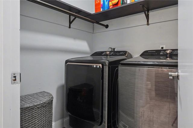 404 Jane Court, Lawrence, KS 66049