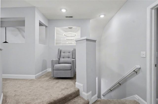 404 Jane Court, Lawrence, KS 66049