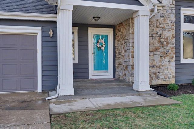 404 Jane Court, Lawrence, KS 66049