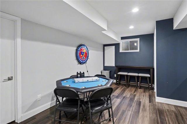 404 Jane Court, Lawrence, KS 66049