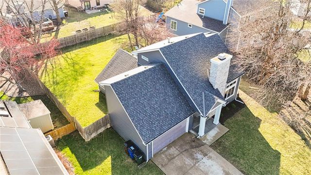 404 Jane Court, Lawrence, KS 66049
