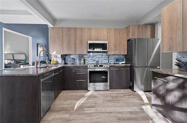 404 Jane Court, Lawrence, KS 66049