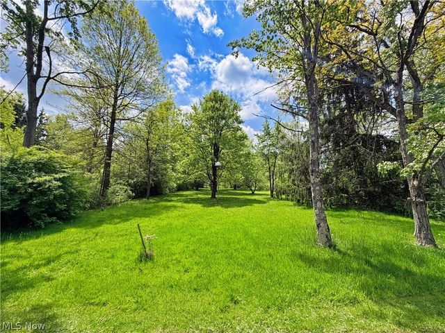 2814 E Royalton Road, Brecksville, OH 44141