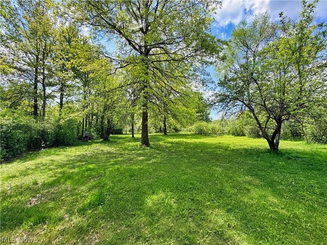 2814 E Royalton Road, Brecksville, OH 44141